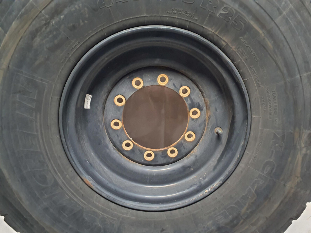 Michelin Wheel 445/95R25 10 12 1p - Wheel and tire package: picture 4 Michelin Wheel 445/95R25 10 12 1p - Wheel and tire package: picture 4