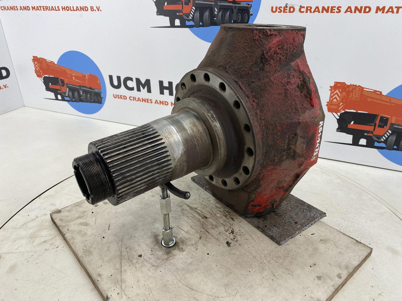 - Steering knuckle for Mobile crane: picture 1 - Steering knuckle for Mobile crane: picture 1