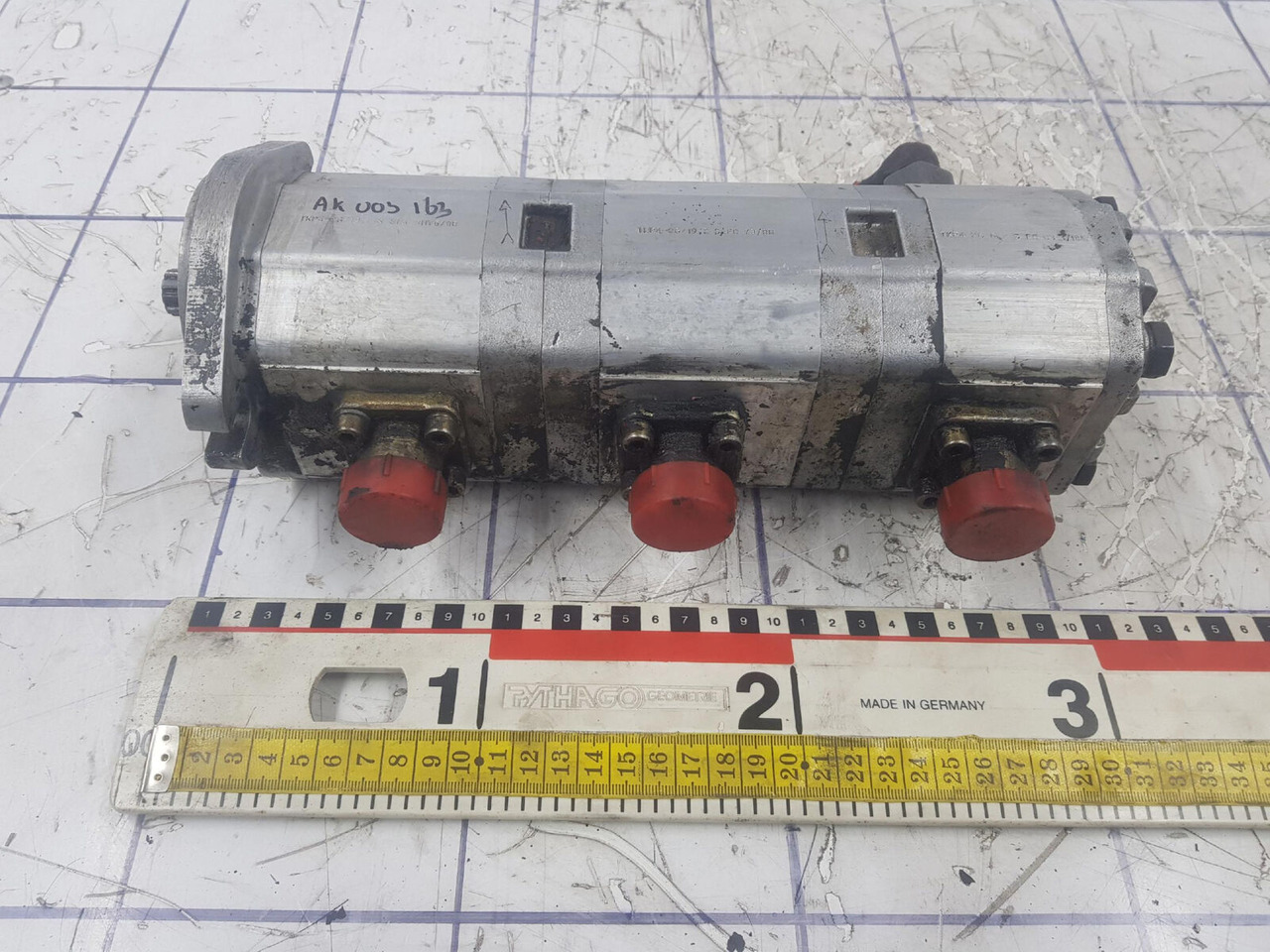 Sauer Sundstrand 3 way gear pump - Hydraulic pump for Mobile crane: picture 1 Sauer Sundstrand 3 way gear pump - Hydraulic pump for Mobile crane: picture 1
