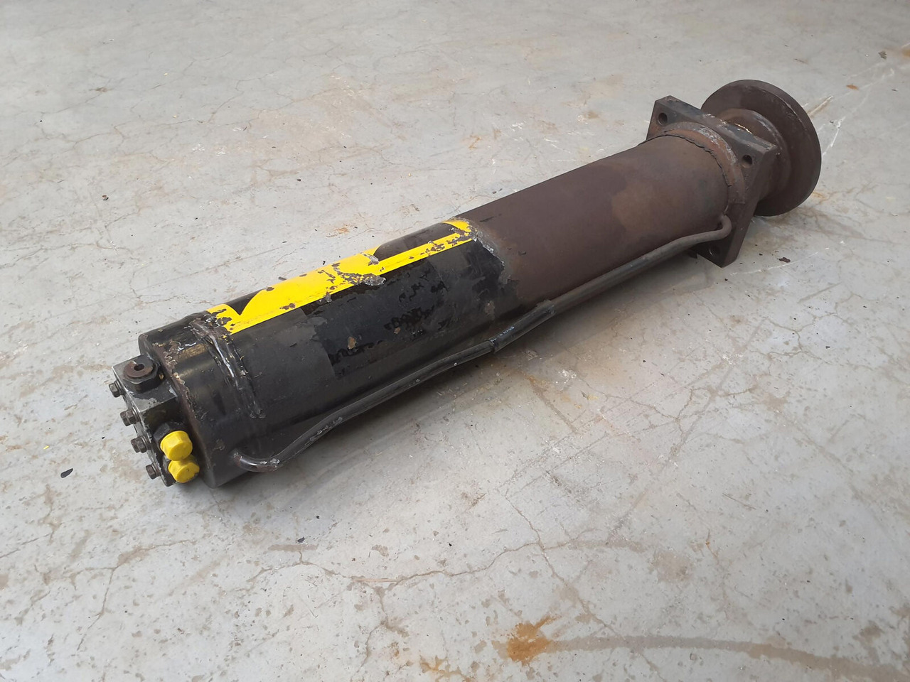 Spierings SK 598 Outrigger cylinder - Hydraulic cylinder for Mobile crane: picture 4 Spierings SK 598 Outrigger cylinder - Hydraulic cylinder for Mobile crane: picture 4