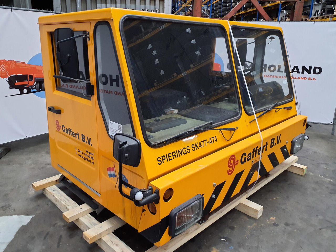 Spierings SK477-AT4 lower cabin - Cab for Mobile crane: picture 2 Spierings SK477-AT4 lower cabin - Cab for Mobile crane: picture 2