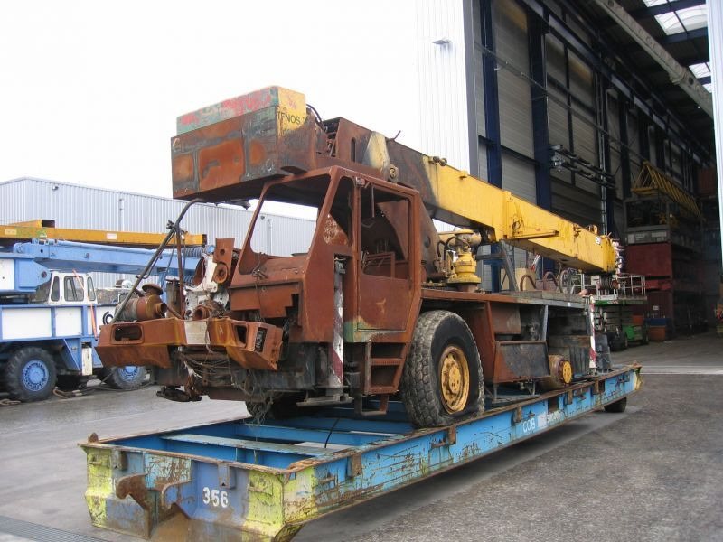 Terex 280 ATT for parts - All terrain crane: picture 1 Terex 280 ATT for parts - All terrain crane: picture 1
