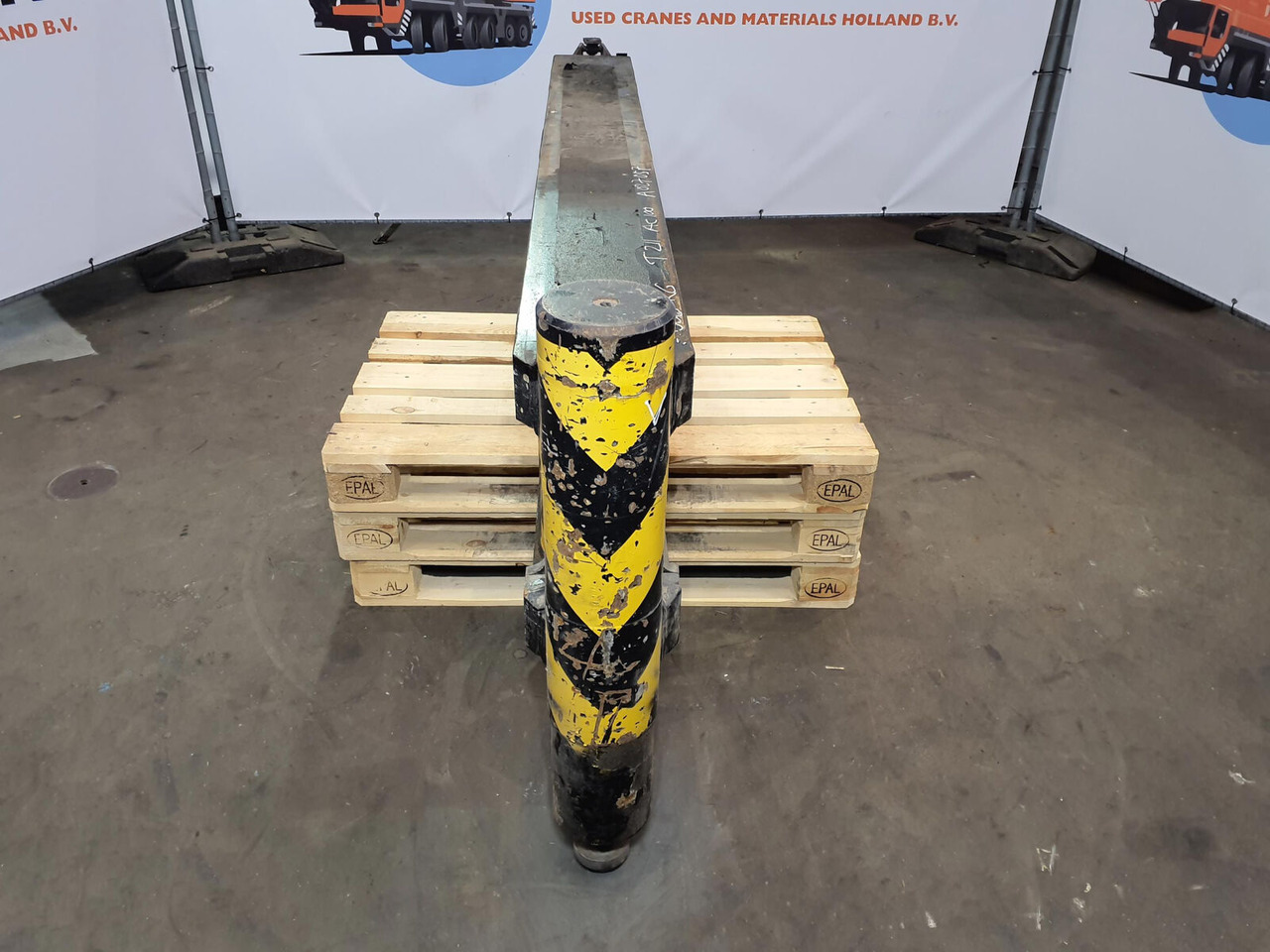 Terex AC 100 outrigger beam complete front - Suspension for Crane: picture 5 Terex AC 100 outrigger beam complete front - Suspension for Crane: picture 5