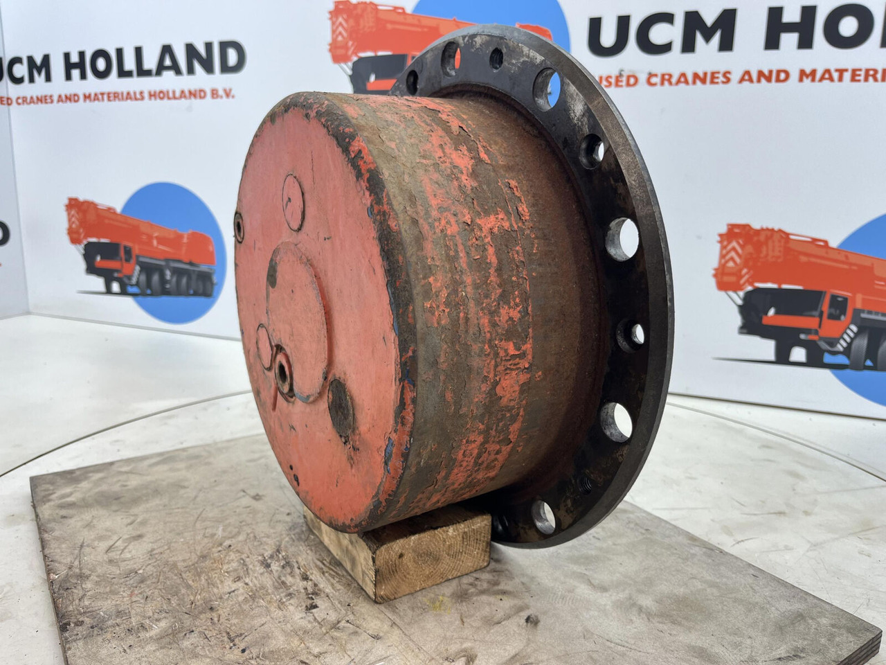 Terex AC 155 planetary gear 17-24-67-32-3pl-H135-46 - Final drive for Mobile crane: picture 2 Terex AC 155 planetary gear 17-24-67-32-3pl-H135-46 - Final drive for Mobile crane: picture 2