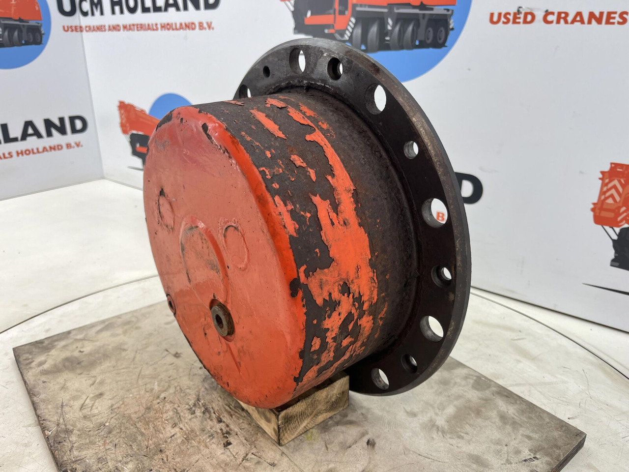 Terex AC 155 planetary gear 17-24-67-32-3pl-H135-46 - Final drive for Crane: picture 2 Terex AC 155 planetary gear 17-24-67-32-3pl-H135-46 - Final drive for Crane: picture 2