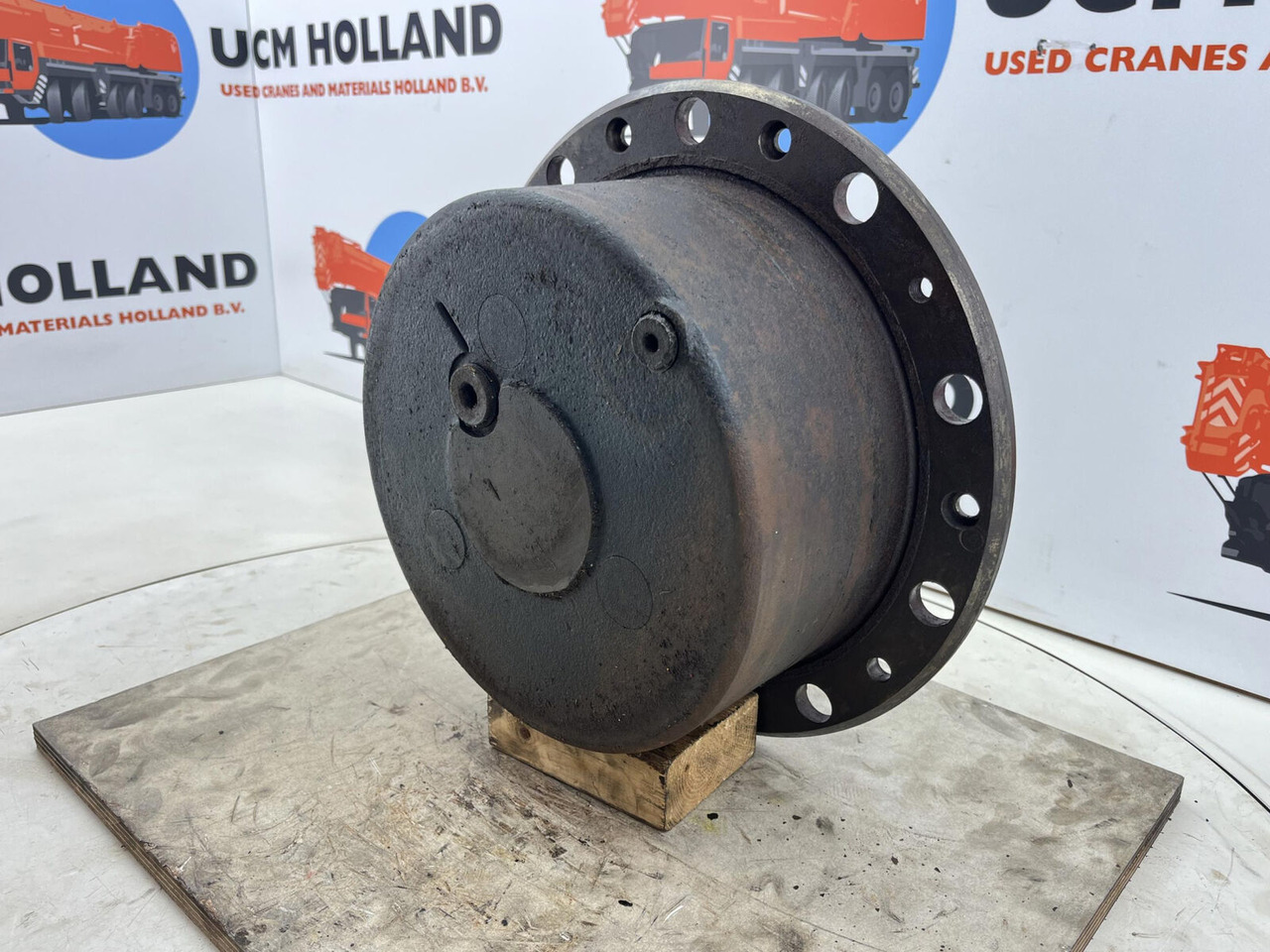 Terex AC 155 planetary gear 22-25-74-40-3pl-H135-46 - Final drive for Mobile crane: picture 2 Terex AC 155 planetary gear 22-25-74-40-3pl-H135-46 - Final drive for Mobile crane: picture 2