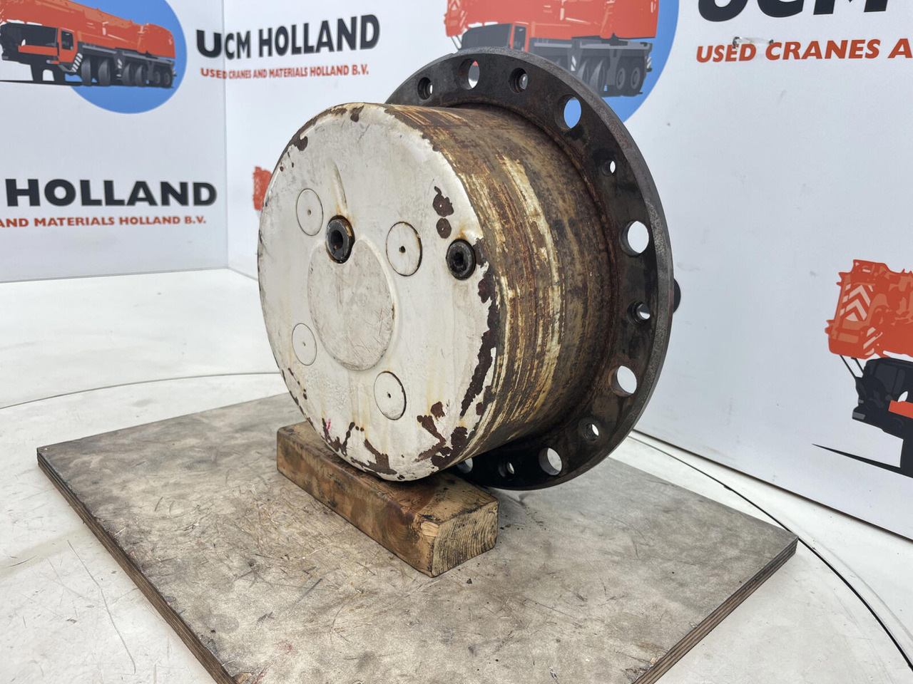 Terex AC 35 planetary gear 22-25-74-40-4pl-H137-46 - Final drive for Mobile crane: picture 2 Terex AC 35 planetary gear 22-25-74-40-4pl-H137-46 - Final drive for Mobile crane: picture 2