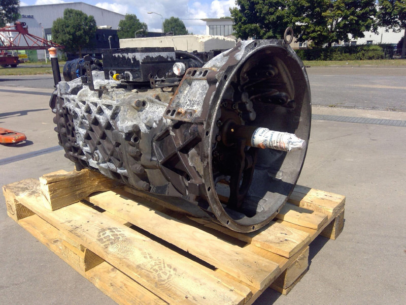 ZF ATF 60-4 gearbox ZF ECOSPLIT 16 S 151 - Gearbox for Crane: picture 1 ZF ATF 60-4 gearbox ZF ECOSPLIT 16 S 151 - Gearbox for Crane: picture 1