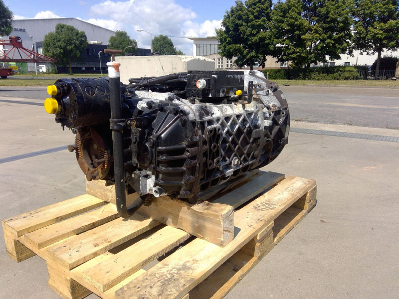 ZF ATF 60-4 gearbox ZF ECOSPLIT 16 S 151 - Gearbox for Crane: picture 4 ZF ATF 60-4 gearbox ZF ECOSPLIT 16 S 151 - Gearbox for Crane: picture 4