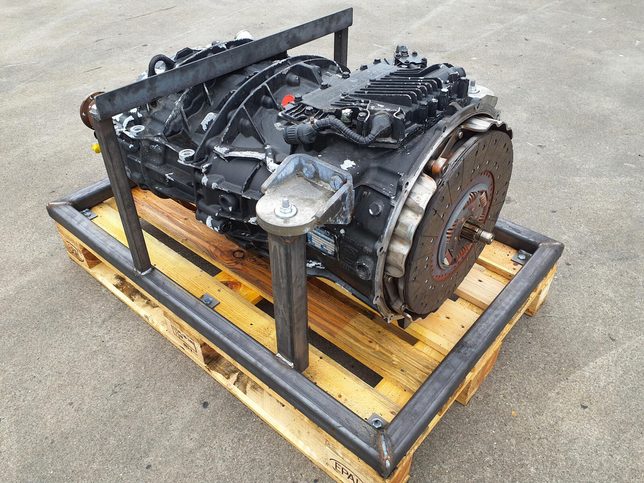 ZF Terex challenger 3160 Gearbox ZF astronic MID 12 AS 1625 SO - Gearbox for Mobile crane: picture 2 ZF Terex challenger 3160 Gearbox ZF astronic MID 12 AS 1625 SO - Gearbox for Mobile crane: picture 2