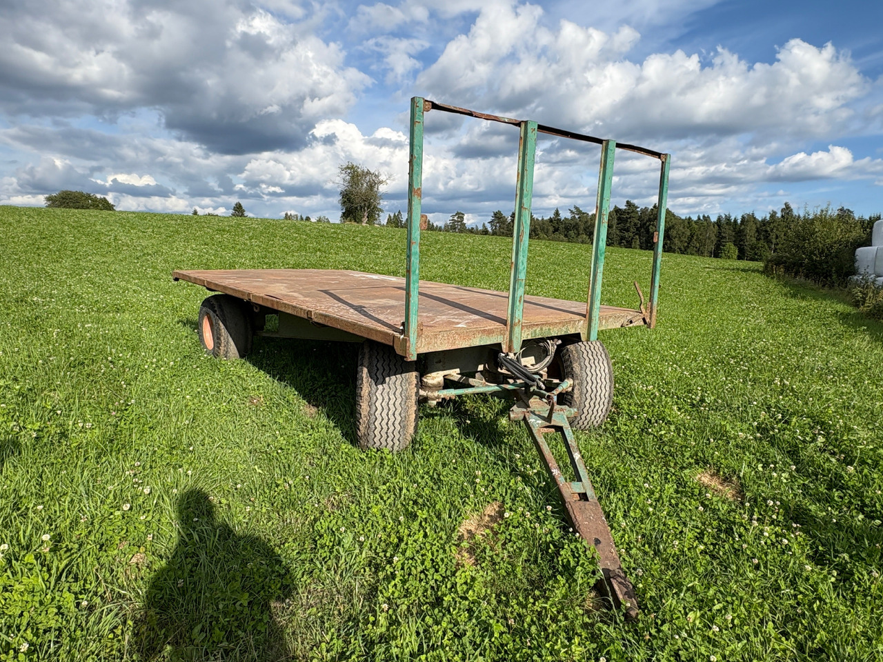 Balvagn med sidotipp - Farm platform trailer: picture 2 Balvagn med sidotipp - Farm platform trailer: picture 2