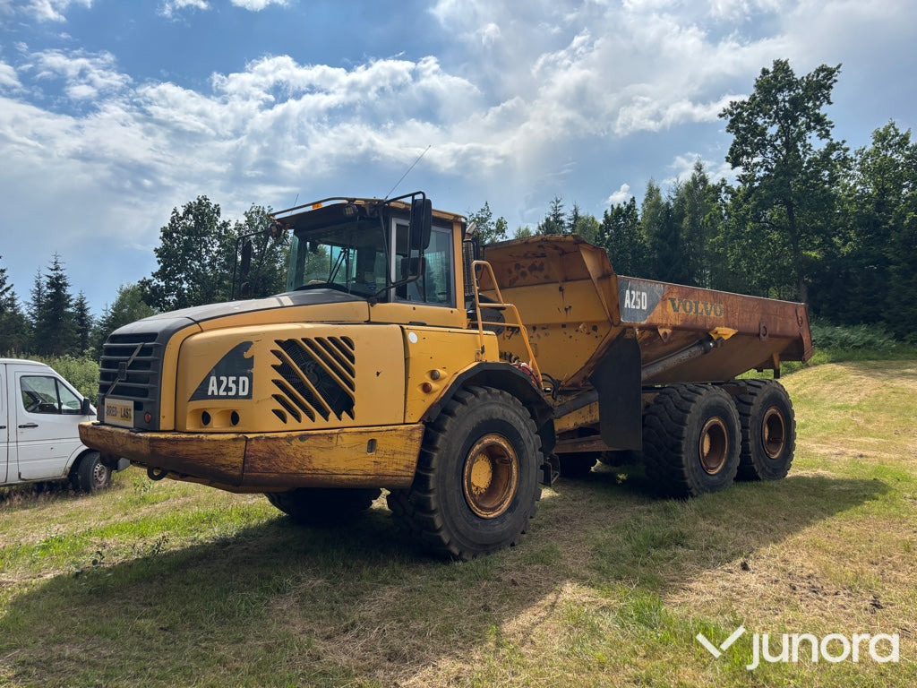 Dumper Volvo A25D - Articulated dumper: picture 1 Dumper Volvo A25D - Articulated dumper: picture 1