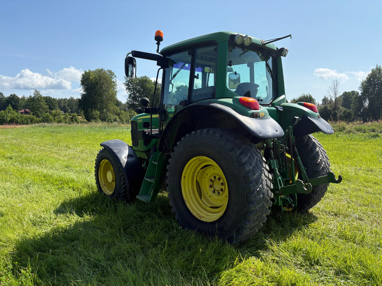 John Deere 6330 - Farm tractor: picture 5 John Deere 6330 - Farm tractor: picture 5