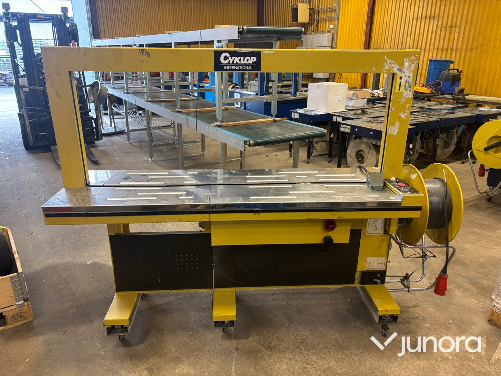 Plastbandningsmaskin- Cyklop - Packaging machinery: picture 2 Plastbandningsmaskin- Cyklop - Packaging machinery: picture 2
