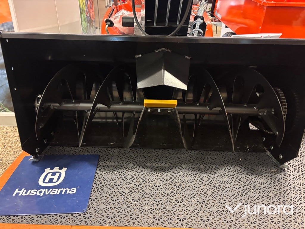 Snöslunga - Husqvarna, till Rider 300 serien - Snow blower: picture 5 Snöslunga - Husqvarna, till Rider 300 serien - Snow blower: picture 5