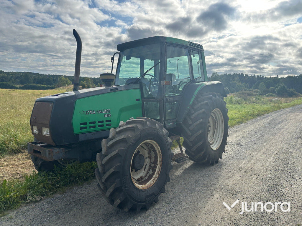 Valmet 6300 4 wd - Farm tractor: picture 1 Valmet 6300 4 wd - Farm tractor: picture 1