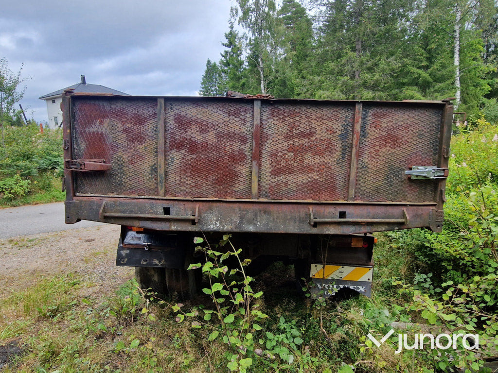 Veteranlastbil Volvo F85-34 - Dropside/ Flatbed truck, Crane truck: picture 5 Veteranlastbil Volvo F85-34 - Dropside/ Flatbed truck, Crane truck: picture 5