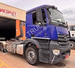 Mercedes Actros 2842 - Hook lift truck: picture 2 Mercedes Actros 2842 - Hook lift truck: picture 2