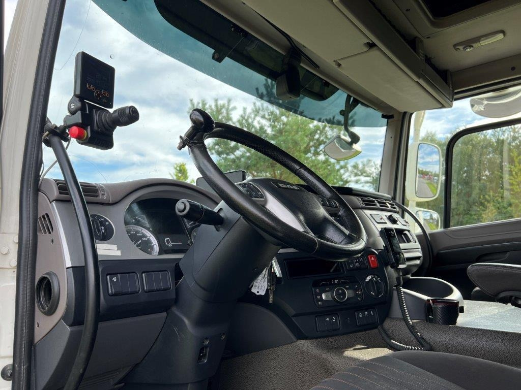 Hook lift truck DAF CF 530 6x2*4 FAN: picture 8