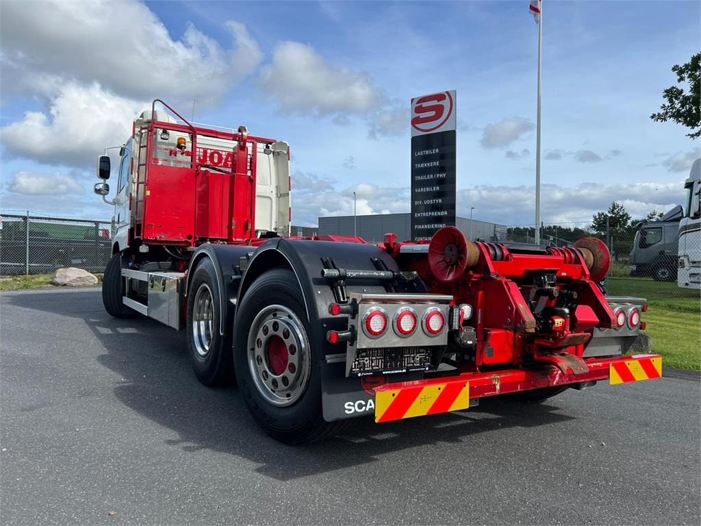 DAF CF 530 6x2*4 FAN - Hook lift truck: picture 2 DAF CF 530 6x2*4 FAN - Hook lift truck: picture 2
