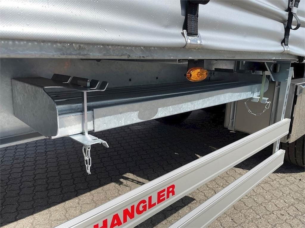 Curtainsider semi-trailer Hangler 3-aks - 2500 kg Zepro lift + Hævetag: picture 12 Curtainsider semi-trailer Hangler 3-aks - 2500 kg Zepro lift + Hævetag: picture 12