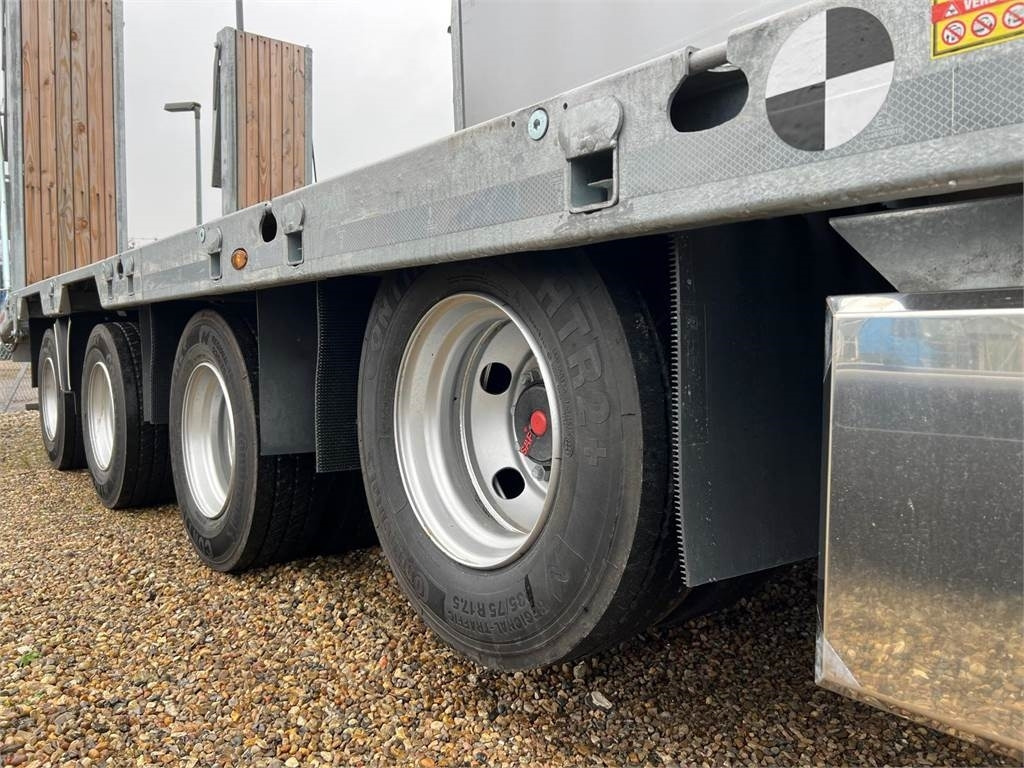Low loader semi-trailer Hangler SVS-H 620 T 4 akslet galvaniseret: picture 15 Low loader semi-trailer Hangler SVS-H 620 T 4 akslet galvaniseret: picture 15