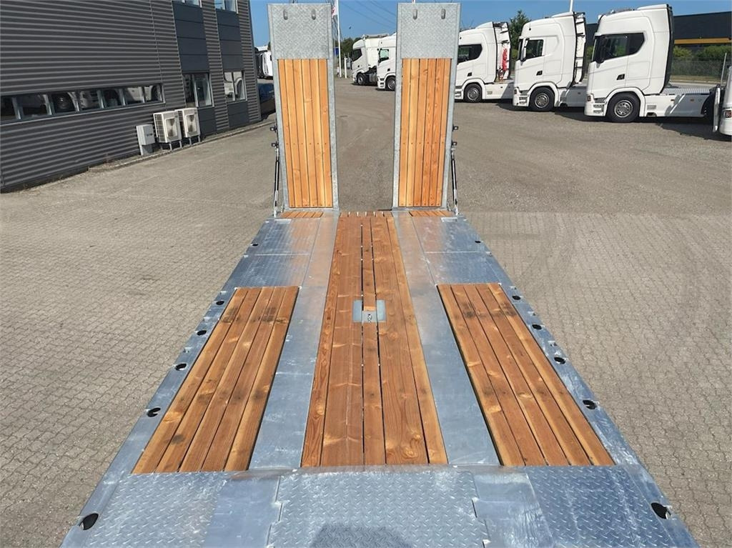 Low loader trailer Hangler VTS-H 400 4 akslet - 2 delt ramper: picture 12