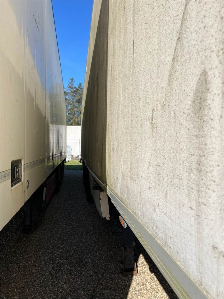 Krone 13,6 mtr boks - Closed box semi-trailer: picture 2 Krone 13,6 mtr boks - Closed box semi-trailer: picture 2