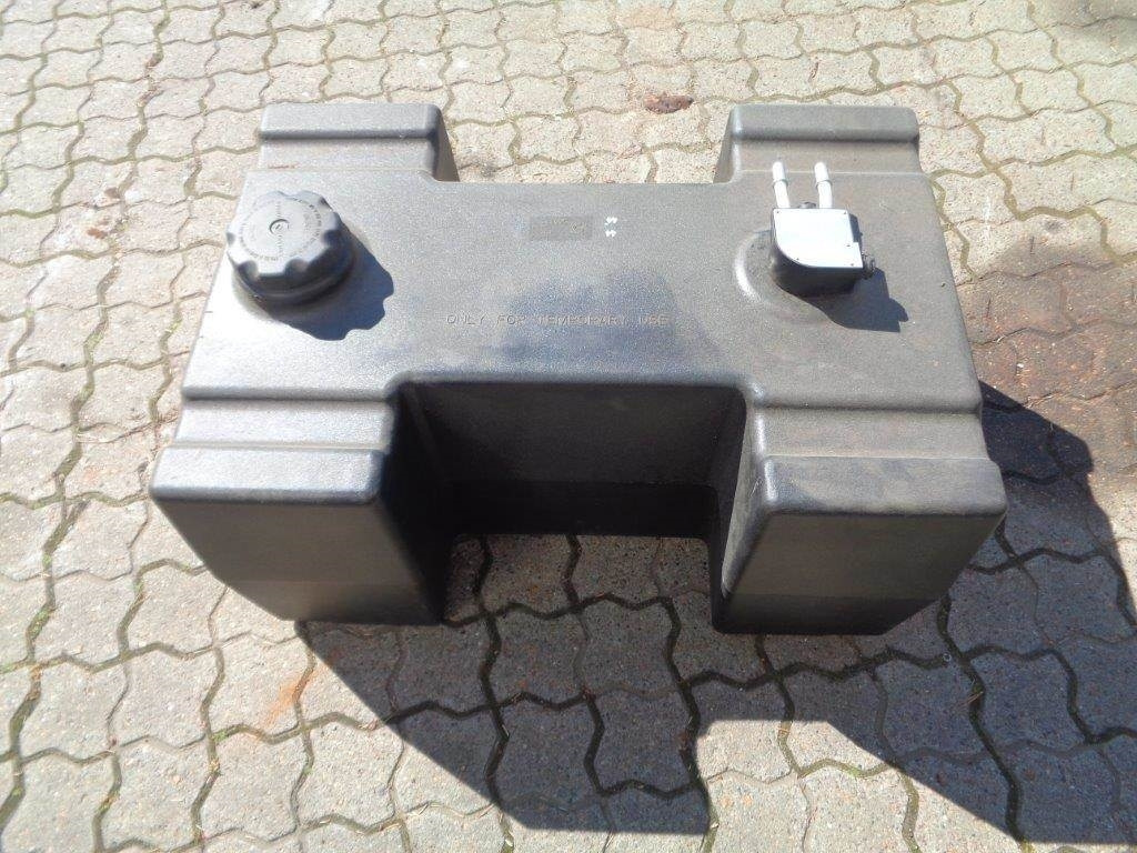 Mercedes-Benz 100 L plast (H formet) Dieseltank - Fuel tank for Van: picture 4 Mercedes-Benz 100 L plast (H formet) Dieseltank - Fuel tank for Van: picture 4