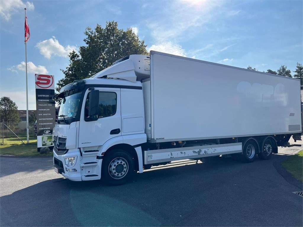 Mercedes-Benz Actros 2530 L 6x2*4 - Refrigerator truck: picture 1 Mercedes-Benz Actros 2530 L 6x2*4 - Refrigerator truck: picture 1