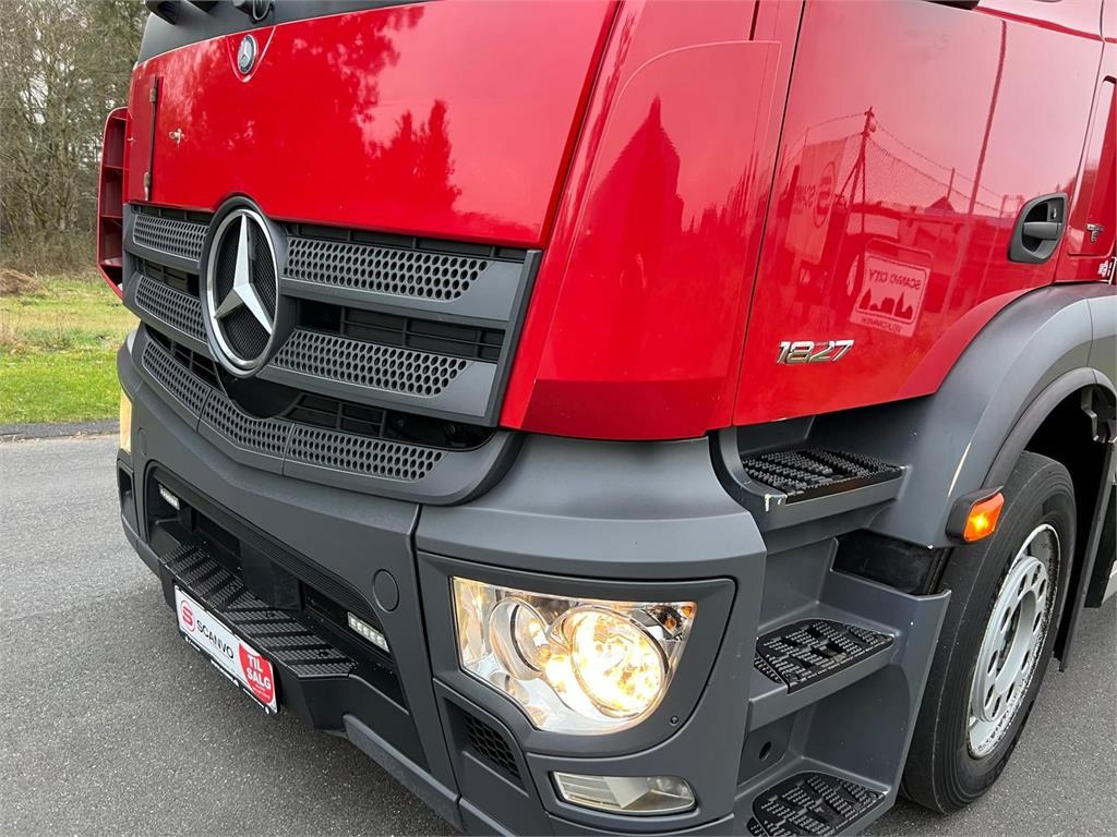 Mercedes-Benz Antos 1827 LnR - Box truck: picture 4 Mercedes-Benz Antos 1827 LnR - Box truck: picture 4