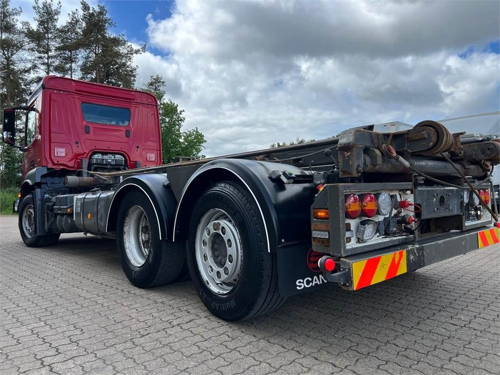 Mercedes-Benz Antos 2543 - Skip loader truck: picture 3 Mercedes-Benz Antos 2543 - Skip loader truck: picture 3