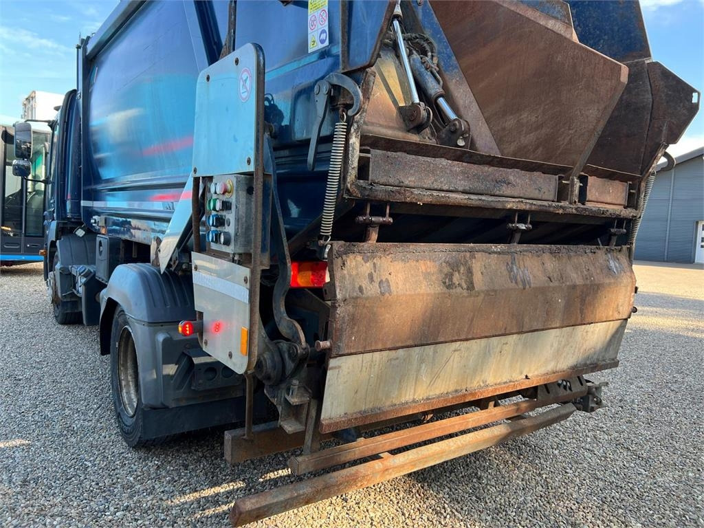 Mercedes-Benz Atego 1224 - Garbage truck: picture 4 Mercedes-Benz Atego 1224 - Garbage truck: picture 4