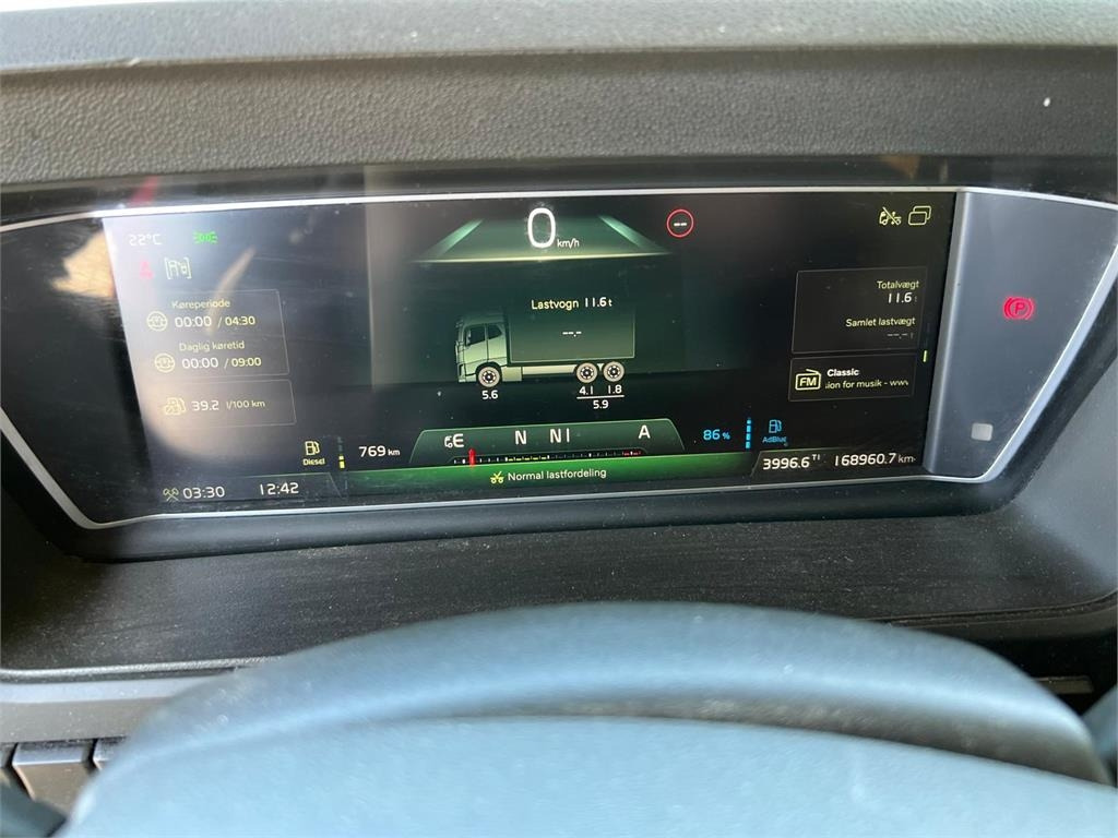 Hook lift truck Volvo FM430: picture 17