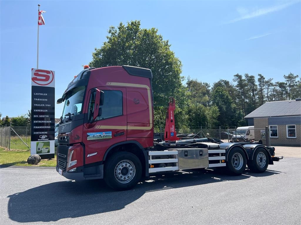 Volvo FM430 - Hook lift truck: picture 1 Volvo FM430 - Hook lift truck: picture 1