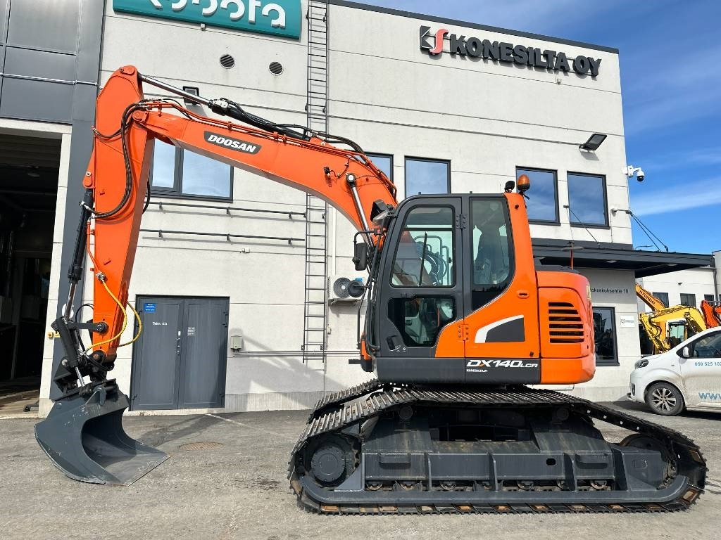 Doosan DX 140 LCR-5 metsäalusta - Crawler excavator: picture 1 Doosan DX 140 LCR-5 metsäalusta - Crawler excavator: picture 1