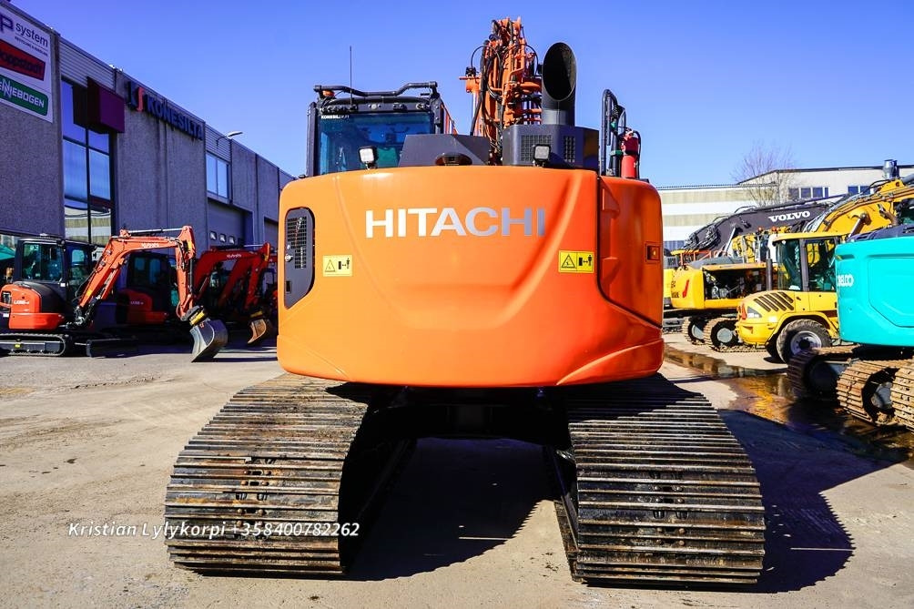 Hitachi ZX135US-6 METSÄALUSTALLA - Crawler excavator: picture 4 Hitachi ZX135US-6 METSÄALUSTALLA - Crawler excavator: picture 4