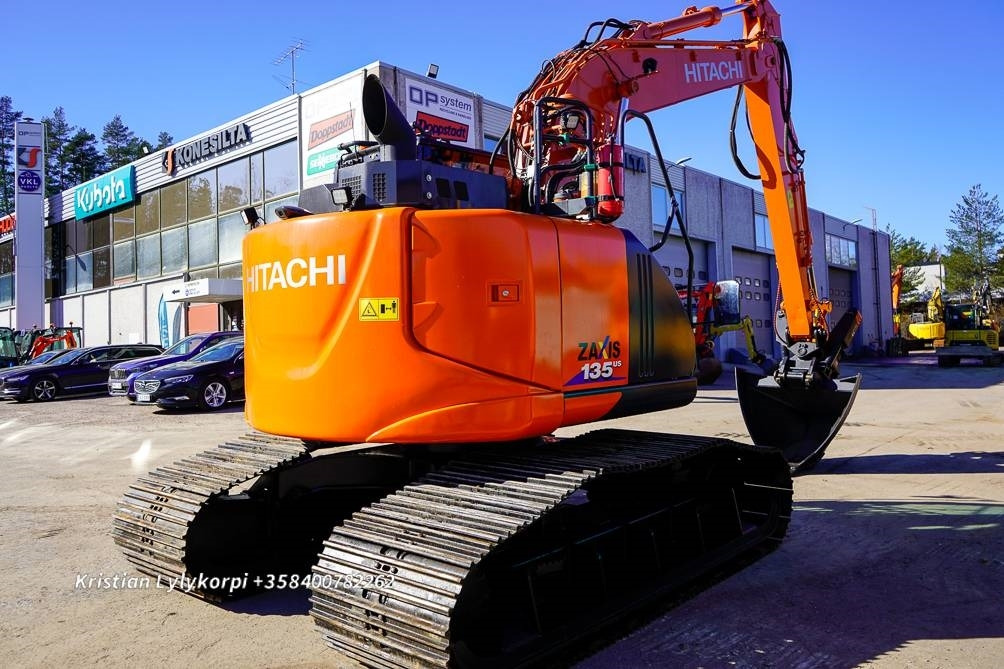 Hitachi ZX135US-6 METSÄALUSTALLA - Crawler excavator: picture 5 Hitachi ZX135US-6 METSÄALUSTALLA - Crawler excavator: picture 5