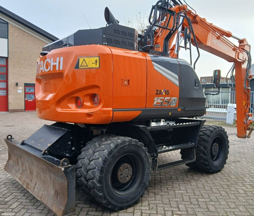Hitachi ZX155W-7 - Wheel excavator: picture 2 Hitachi ZX155W-7 - Wheel excavator: picture 2
