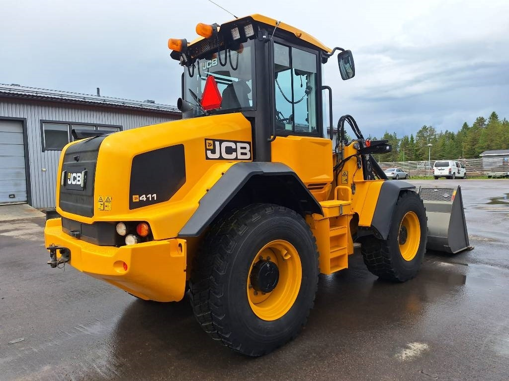 JCB MYYTY! SOLD! 411HT T4F HYVÄT RENKAAT YM. - Wheel loader: picture 4 JCB MYYTY! SOLD! 411HT T4F HYVÄT RENKAAT YM. - Wheel loader: picture 4