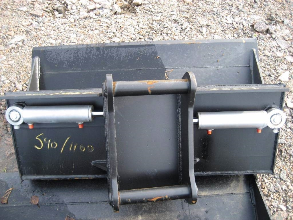 Kallistuva luiskakauha Kärsä 1100mm S40 3-6tn kone - Bucket for Construction machinery: picture 2 Kallistuva luiskakauha Kärsä 1100mm S40 3-6tn kone - Bucket for Construction machinery: picture 2