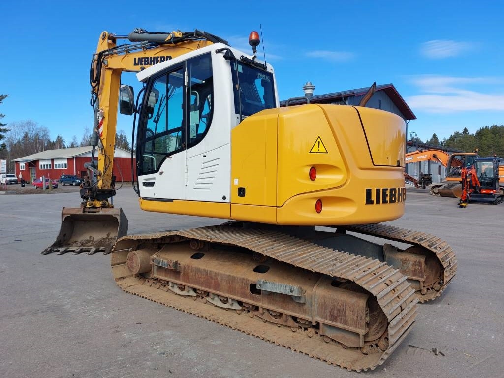Liebherr MYYTY! SOLD! R914 COMPACT - Crawler excavator: picture 2 Liebherr MYYTY! SOLD! R914 COMPACT - Crawler excavator: picture 2