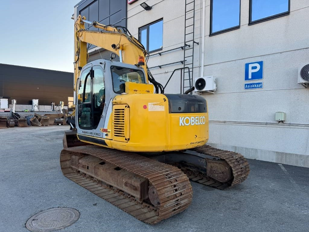 New Holland E 135 SR LC  - Crawler excavator: picture 3 New Holland E 135 SR LC  - Crawler excavator: picture 3