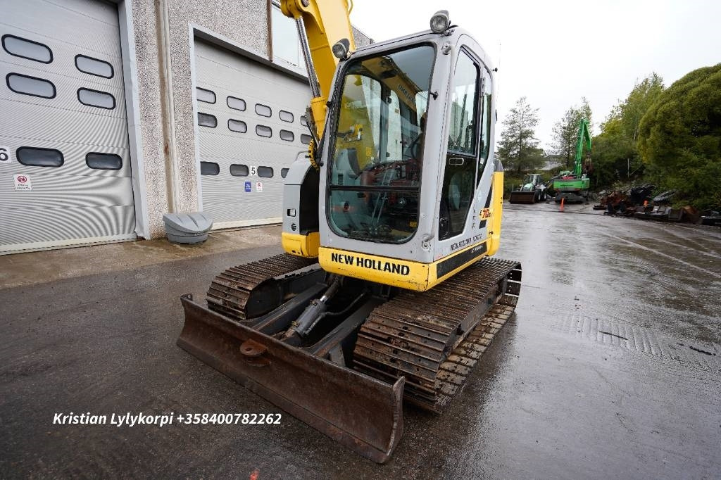 Mini excavator New Holland E70BSR ENGCON PIHDEILLÄ: picture 12