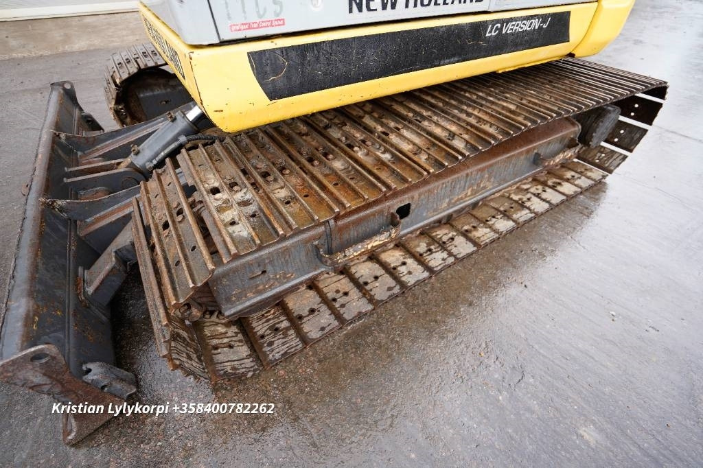 Mini excavator New Holland E70BSR ENGCON PIHDEILLÄ: picture 14