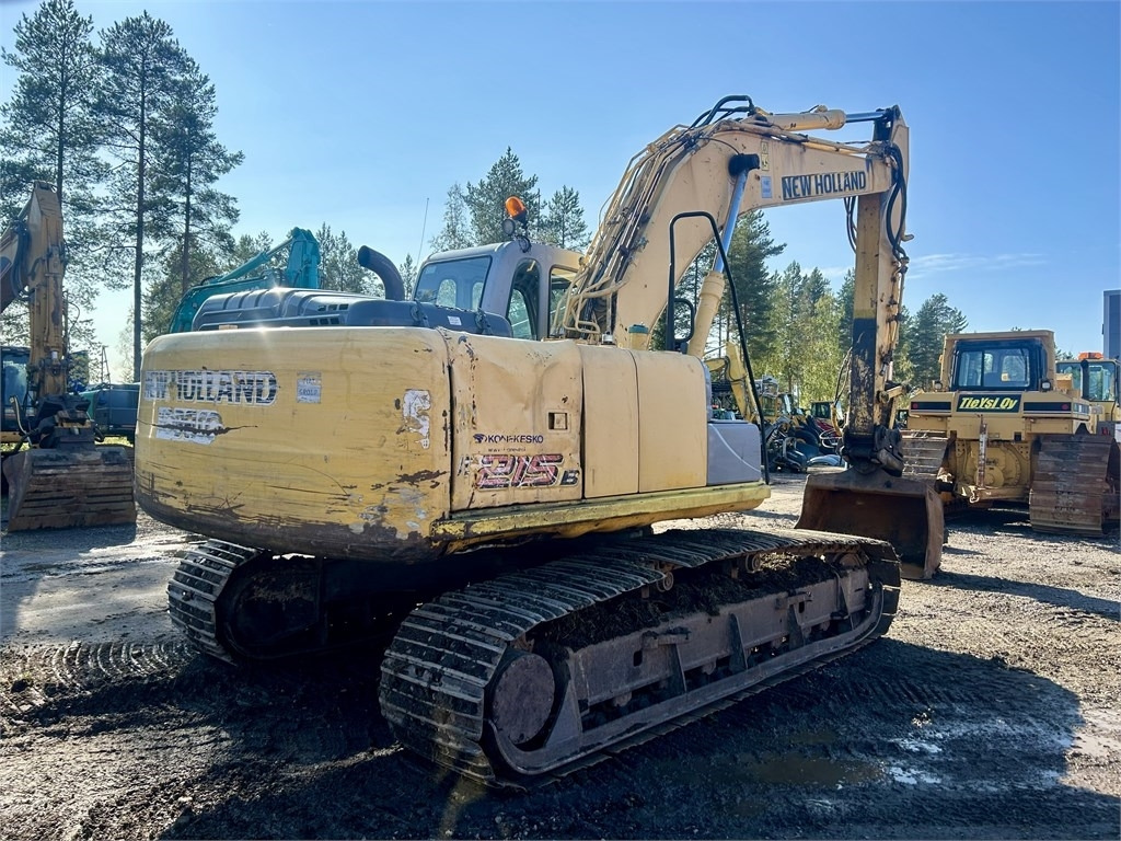 New Holland MYYTY! SOLD! E215B KAUHALLA - Crawler excavator: picture 4 New Holland MYYTY! SOLD! E215B KAUHALLA - Crawler excavator: picture 4