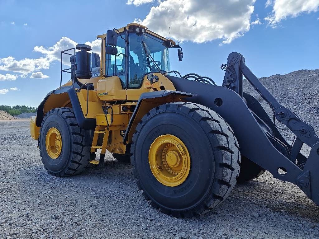 Volvo L220H - Wheel loader: picture 5 Volvo L220H - Wheel loader: picture 5