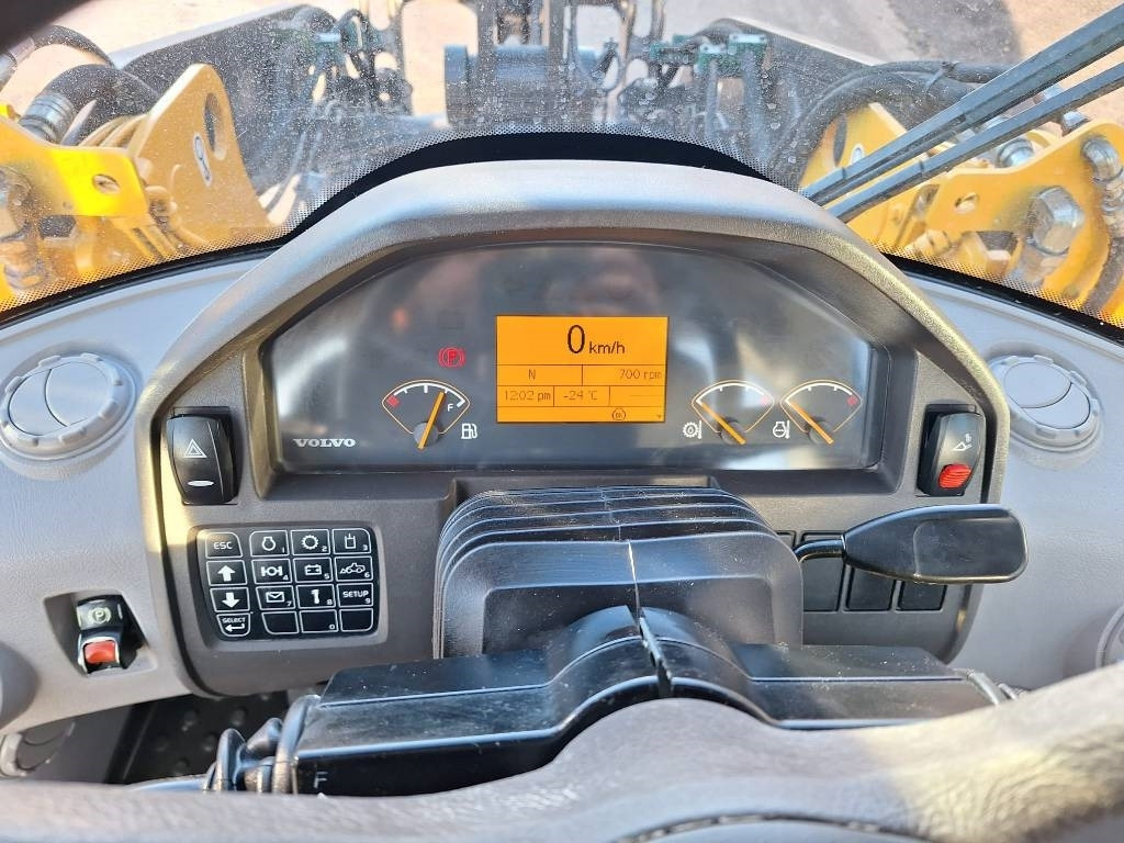 Wheel loader Volvo MYYTY! SOLD! L60G RASVARI YM.: picture 12