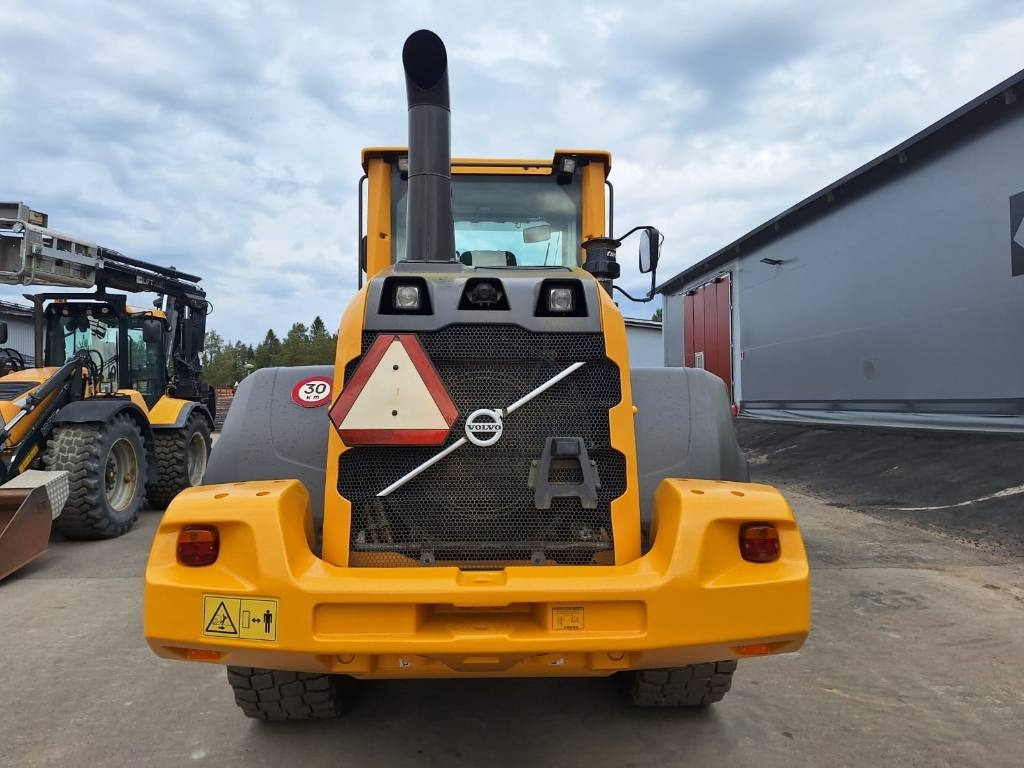 Volvo MYYTY! SOLD! L90G RASVARI, YM. - Wheel loader: picture 3 Volvo MYYTY! SOLD! L90G RASVARI, YM. - Wheel loader: picture 3