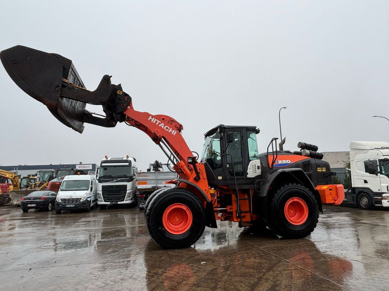 Hitachi ZW220-6. Hochkippschaufel. Wage. - Wheel loader: picture 5 Hitachi ZW220-6. Hochkippschaufel. Wage. - Wheel loader: picture 5